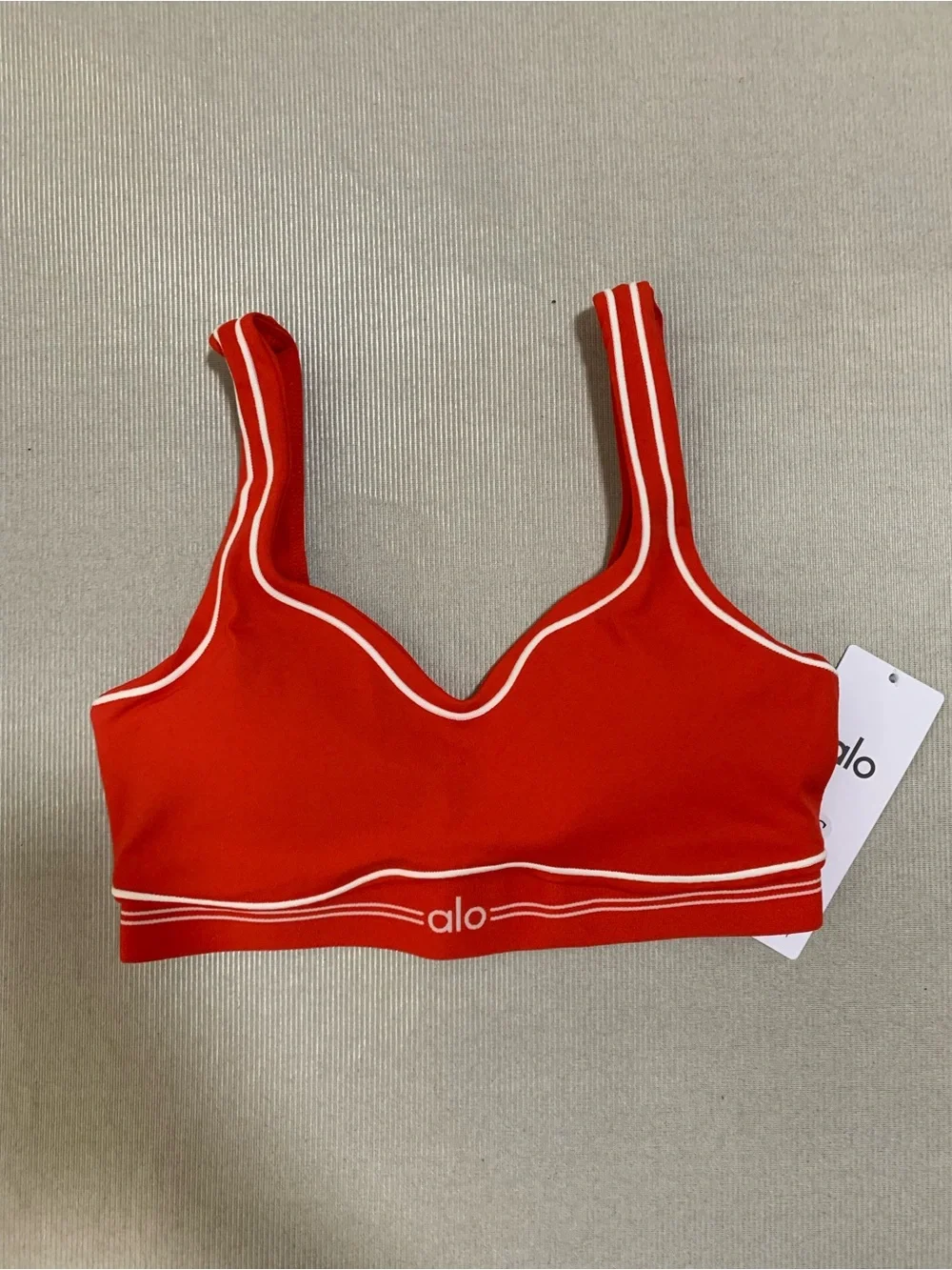 ALO Yoga Red Sculpt Legging and Matching Sports Bra Set